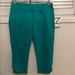 Zella Girl Capri